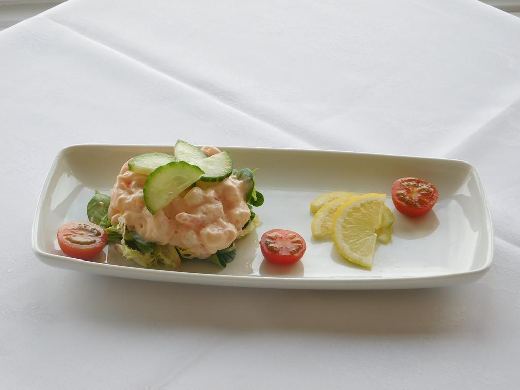 Cullen Bay Hotel Dış mekan fotoğraf